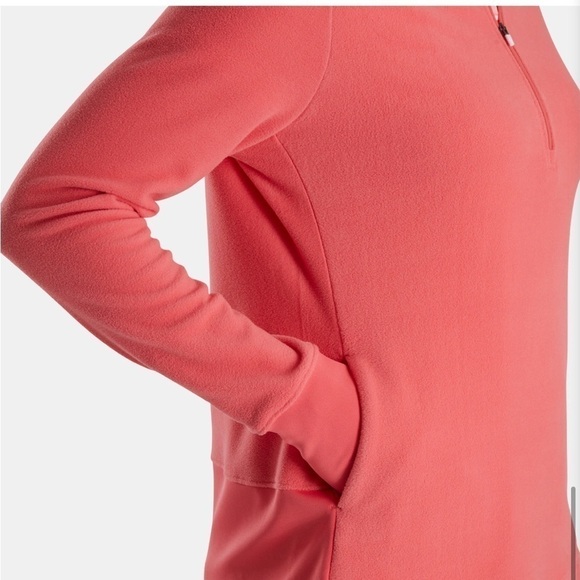 FootJoy Women’s Fleece half zip mid layer pullover with thumb holes - Picture 4 of 13